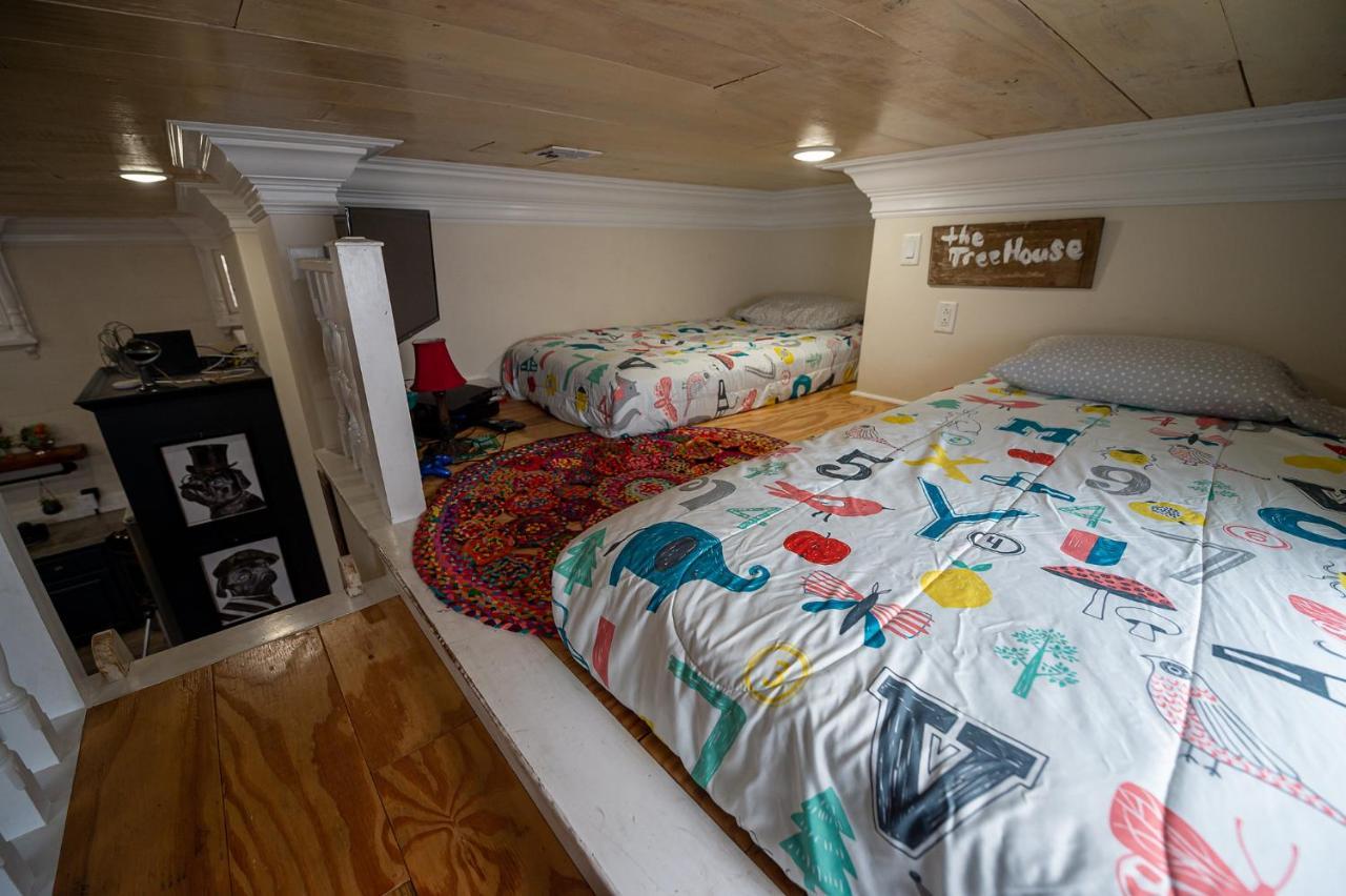 Chateau Royale, Pet Friendly, On Bayou, Downtown! Ню Иберия Екстериор снимка