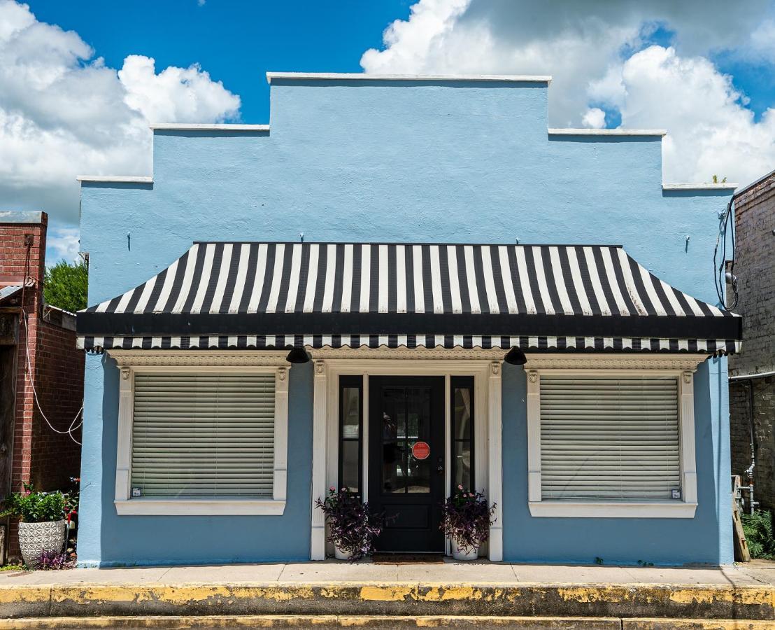 Chateau Royale, Pet Friendly, On Bayou, Downtown! Ню Иберия Екстериор снимка